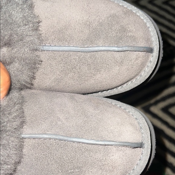 UGG Women's Gray Sheepskin Slippers - Picture 6 of 7